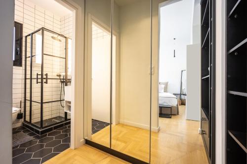 EN Suite 2 Bath Pangrati