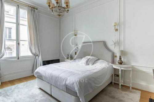 Luxury Parisian House 300m2 - Invalides