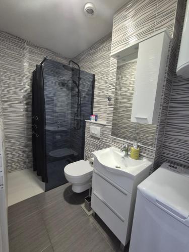 Apartment GOGO, free parking, self check-in