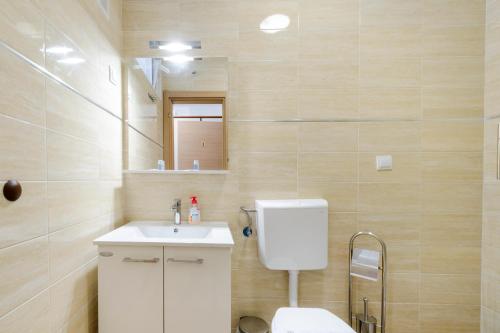 SB Apartment No 1