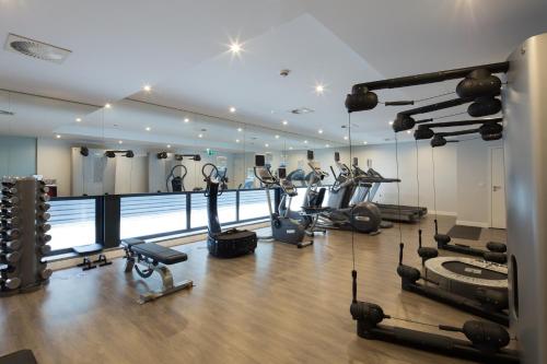 Fitness centrum a/nebo fitness zařízení v ubytování Monchique Resort & Spa