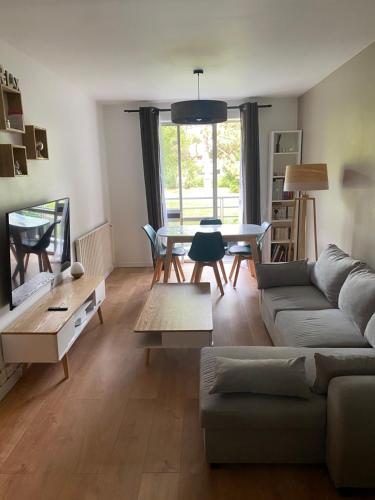 Appartement proche Disneyland Paris 58m2-cœur du centre ville-parking