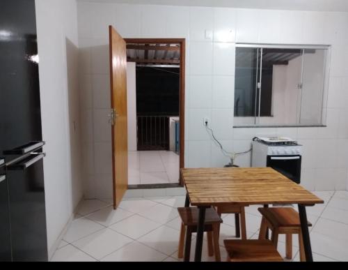 Kuchyň nebo kuchyňský kout v ubytování Casa Glenda Segundo andar