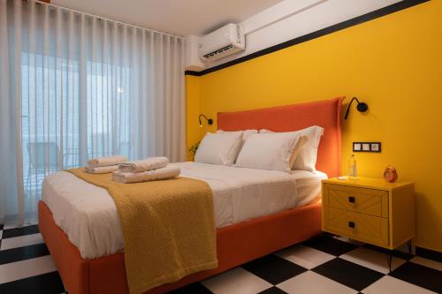 Color Bliss Pagrati Apartment