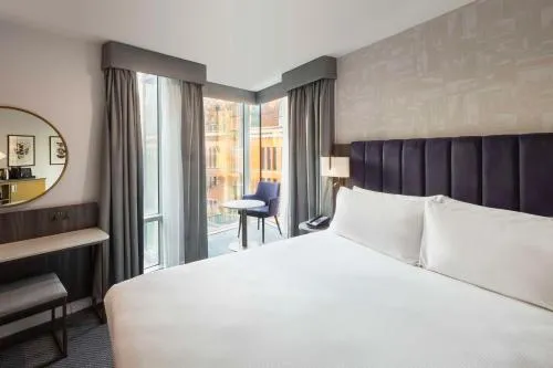 DoubleTree by Hilton Manchester Piccadilly photo 16