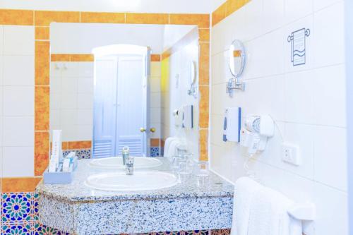 Koupelna v ubytování Protels Beach Club & SPA