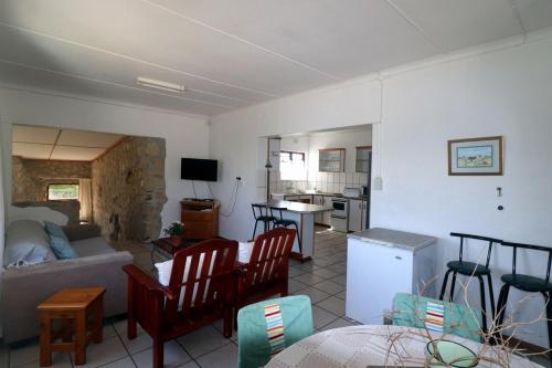 Dapur atau dapur kecil di Zandleegte Arniston