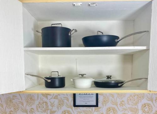 Dapur atau dapur kecil di Butuan Cozy House Gated Parking