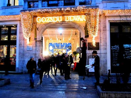  Gozsdu Apartment -  Chambre  photo :   Tea/Coffee maker    Minibar    Bath                           