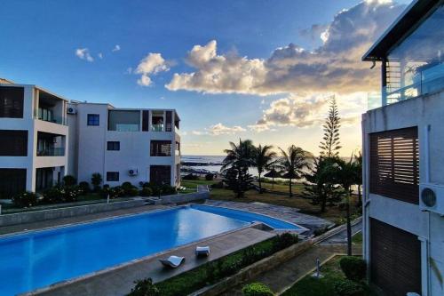 Relaxing Oceanview Apartment - A4