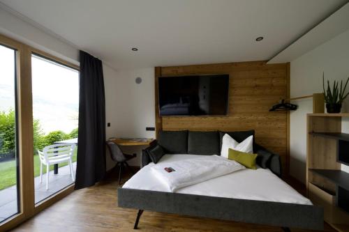Apart Alpine Retreat 1 photo 2