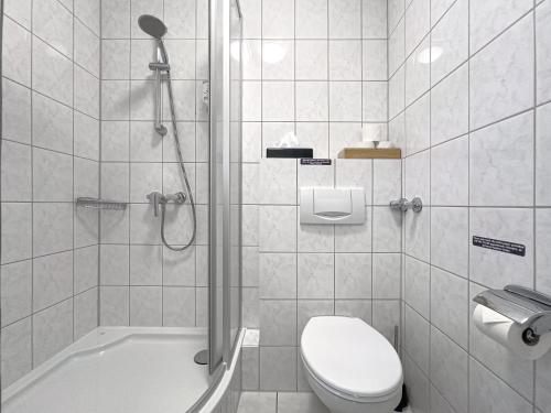 Ванная комната в TDYHOMES Hotel