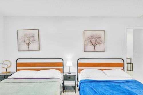 Ένα ή περισσότερα κρεβάτια σε δωμάτιο στο Hollywood Vacation In Perfect Beach Location Ha01