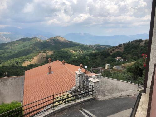 Nespecifikovaný výhled na hory nebo výhled na hory při pohledu z bed and breakfast