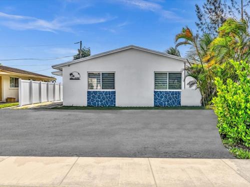 Gallery image of 2br Lakeside Getaway - Peaceful Waterfront Stay in Davie