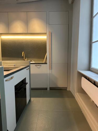 Paris Marais 8RDL Home - 2 rooms, 2 bathrooms, terrace