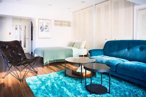 Central Shinjuku apartment with beautiful city view 3stops to Shibuya