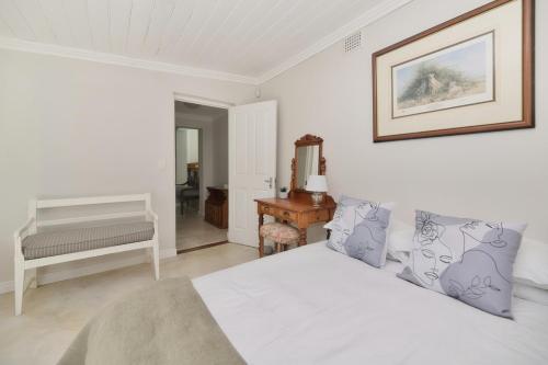 Ένα ή περισσότερα κρεβάτια σε δωμάτιο στο Blue Bell Flat In Arniston