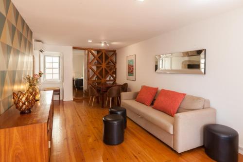 FLH Castle Duplex with Terrace