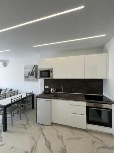 Paraiso Del Sur Tenerife with renovated swimming pool