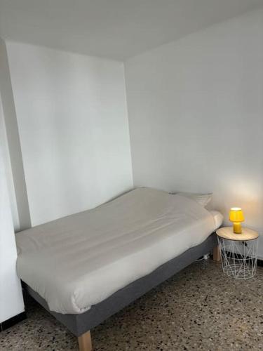 Studio climatisé - 3min à pied Gare Saint Charles - 15 min à pieds du Vieux port