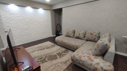 Khu vực ghế ngồi tại Apartments on 23,1 Nаzarbaeva Ave