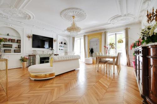 Luxurious flat - 4BD8P - Arc de Triomphe