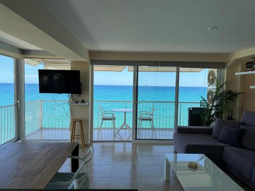 Santa Cruz Cap Negret 9 3A