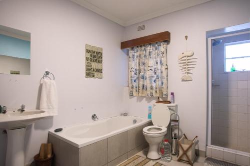 Bilik mandi di Rosewood Corner, Clarens
