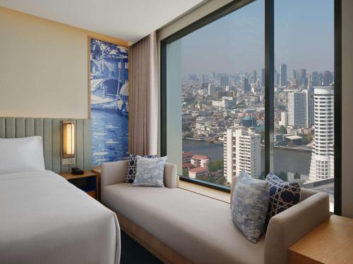 Hilton Garden Inn Bangkok Riverside - hotel rooms