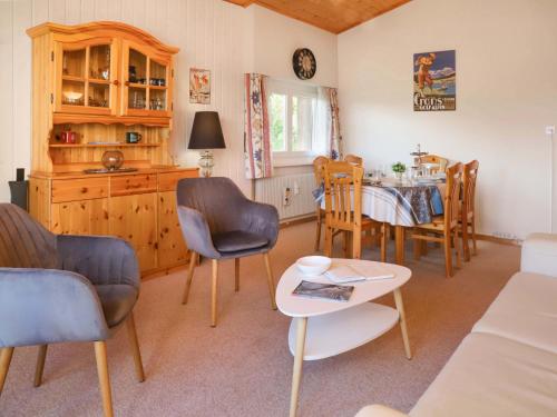 Χώρος καθιστικού στο Apartment Belmont Ouest 75 by Interhome