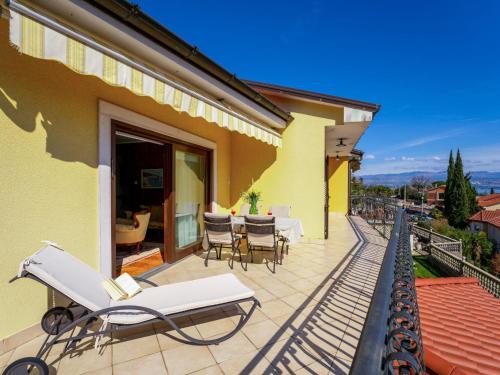 Apartment Villa Valy by Interhome