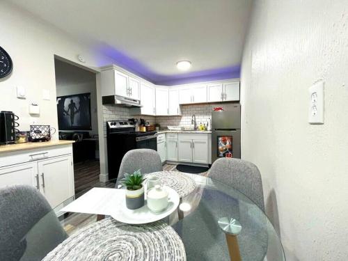 Gallery image of Private Renovated Bengals Apartment 5 Star in Canton