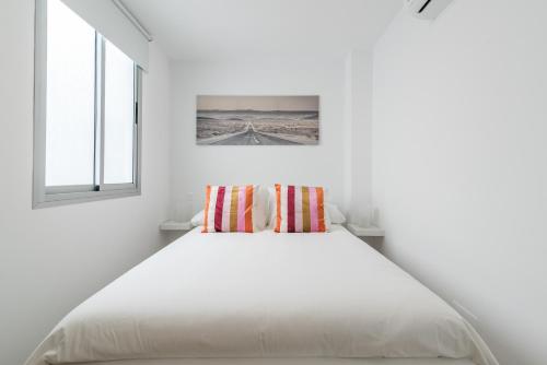Home2Book Chic Attic City&Beach Views Las Palmas