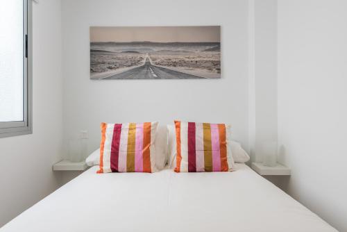 Home2Book Chic Attic City&Beach Views Las Palmas