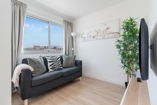Home2Book Chic Attic City&Beach Views Las Palmas