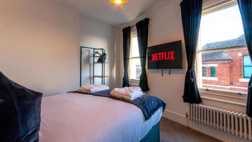 Cama o camas de una habitación en Luxury Ramsgate Harbour View By Adliv