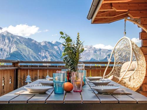 Chalet Le Loup- le Renard et la Belette by Interhome