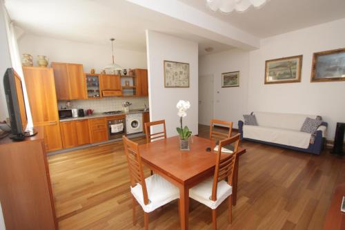 Foto dalla galleria di Casa Marvana 2, near the ferry to Cinque Terre a La Spezia