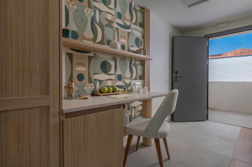 Φωτογραφία από το άλμπουμ του Sandy Seaside Suites στα Φλογητά