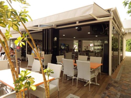 Zdjęcie z galerii obiektu Beautiful Sea View Apt In Castle Harbour C002 w mieście Los Cristianos