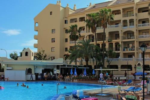 Zdjęcie z galerii obiektu Beautiful Sea View Apt In Castle Harbour C002 w mieście Los Cristianos
