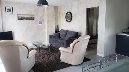 Maisonnette au coeur du circuit des 24h du Mans