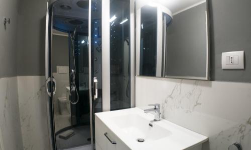 Koupelna v ubytování Asso Residence Stazione