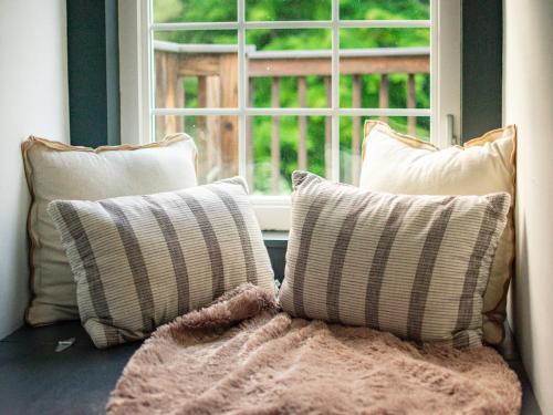 Ein Sitzbereich in der Unterkunft Launchpoint Lodge