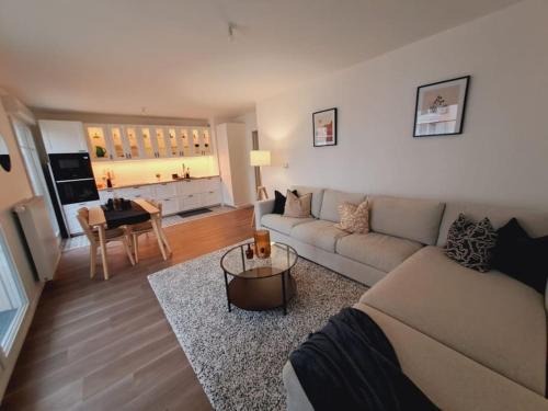 Cosy & Modern Flat Near Paris !