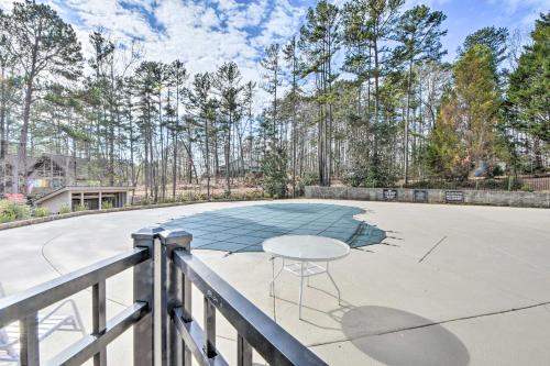 Φωτογραφία από το άλμπουμ του Marina Villa Condo at Lake Keowee with Fireplace σε Salem