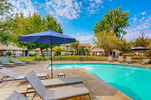 Bazén v ubytování Silverado Resort and Spa 271 nebo v jeho okolí