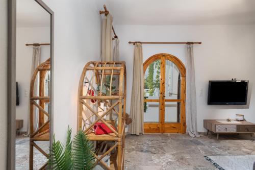 TV a/nebo společenská místnost v ubytování Sea View Serenity Suite