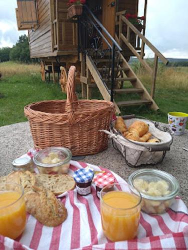 Photo de la galerie de l'établissement Le Kansha-style japonais, spa et vue sur les Pyrénées, à Puymaurin